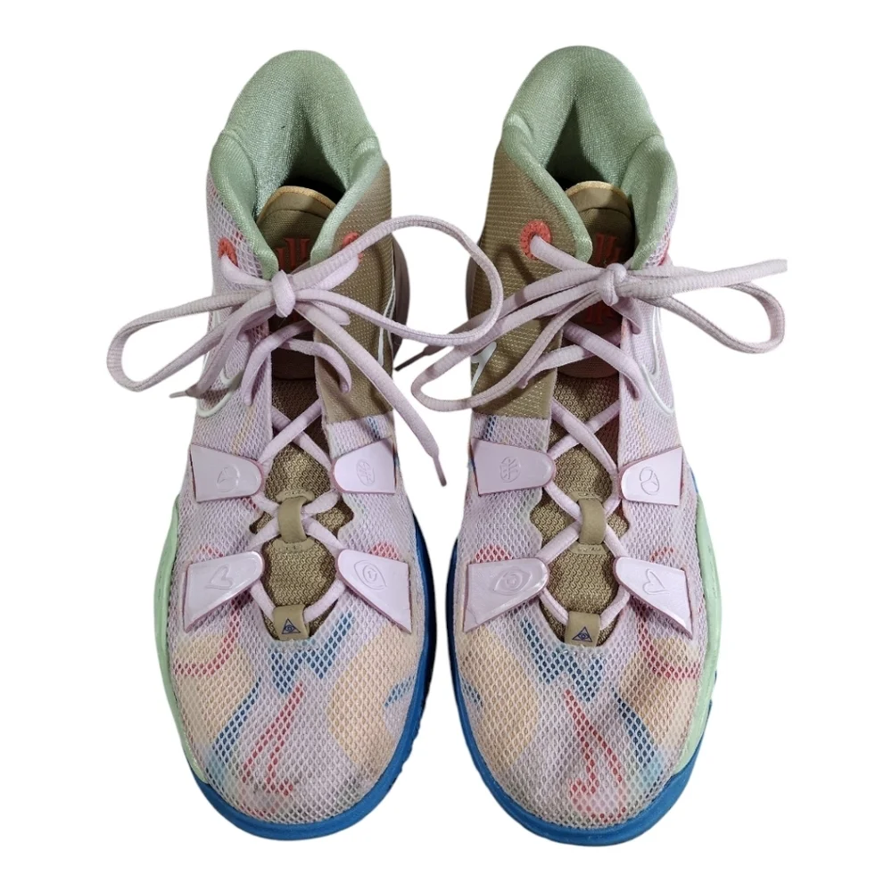 Nike Kyrie 7 1 World 1‎ People Regal Pink Basketball Shoes